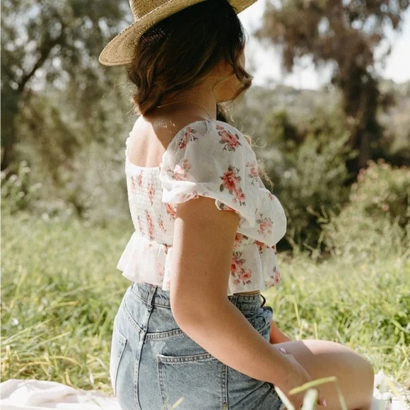 Floral crop top - Picture 3 of 5